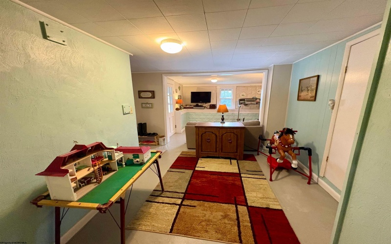 758 Jonestown Mount Liberty Road, Philippi, West Virginia 26416, 4 Bedroom Bedrooms, 9 Room Rooms,2 BathroomBathrooms,Single Family Detached,For Sale,Jonestown Mount Liberty,0,10166591
