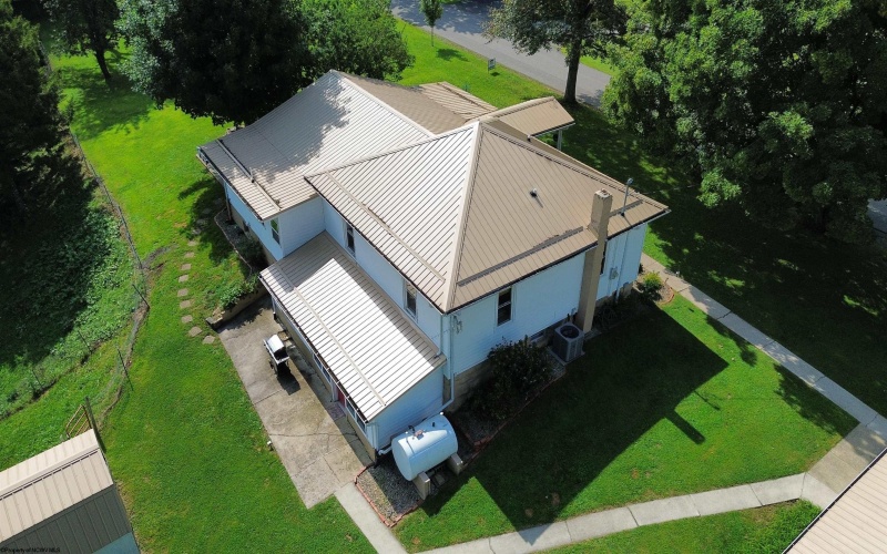 758 Jonestown Mount Liberty Road, Philippi, West Virginia 26416, 4 Bedroom Bedrooms, 9 Room Rooms,2 BathroomBathrooms,Single Family Detached,For Sale,Jonestown Mount Liberty,0,10166591