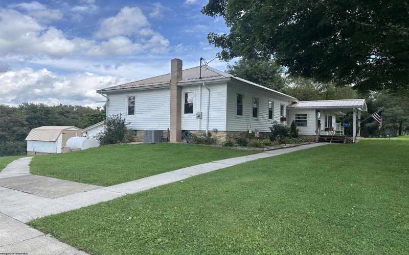 758 Jonestown Mount Liberty Road, Philippi, West Virginia 26416, 4 Bedroom Bedrooms, 9 Room Rooms,2 BathroomBathrooms,Single Family Detached,For Sale,Jonestown Mount Liberty,0,10166591