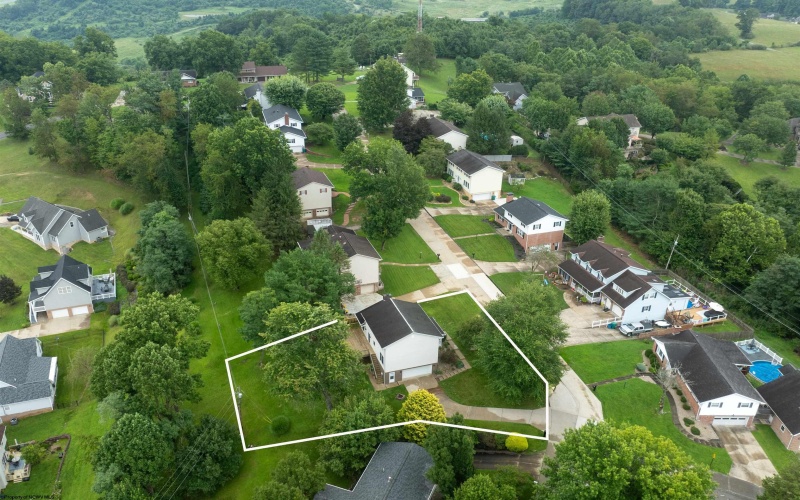 251 Ridgeway Drive, Bridgeport, West Virginia 26330, 4 Bedroom Bedrooms, 12 Room Rooms,2 BathroomBathrooms,Single Family Detached,For Sale,Ridgeway,0,10166596