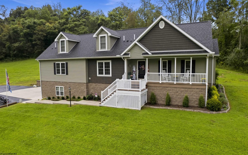 713 STONECREST Drive, Grafton, West Virginia 26354, 4 Bedroom Bedrooms, 14 Room Rooms,3 BathroomBathrooms,Single Family Detached,For Sale,STONECREST,0,10166595