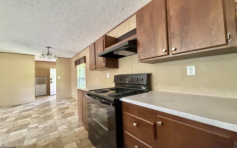 28 Margaret Road, Mannington, West Virginia 26582, 3 Bedroom Bedrooms, 8 Room Rooms,2 BathroomBathrooms,Single Family Detached,For Sale,Margaret,0,10166610