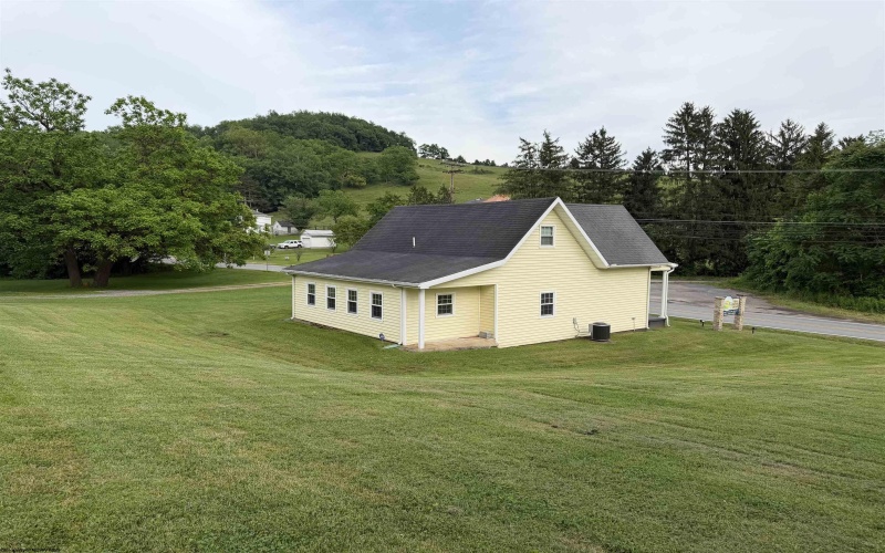 1936 Morgantown Avenue, Fairmont, West Virginia 26554, 0 , 0 ,0,Commercial (for Sale),For Sale,Morgantown,0,10165247
