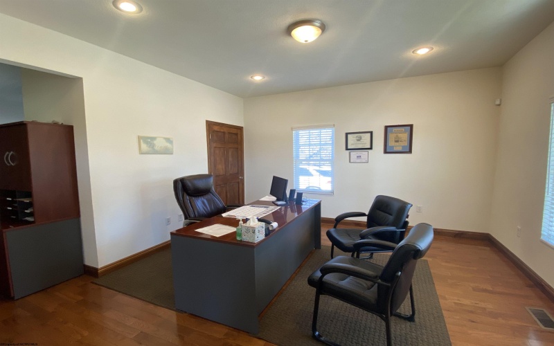 1936 Morgantown Avenue, Fairmont, West Virginia 26554, 0 , 0 ,0,Commercial (for Sale),For Sale,Morgantown,0,10165247