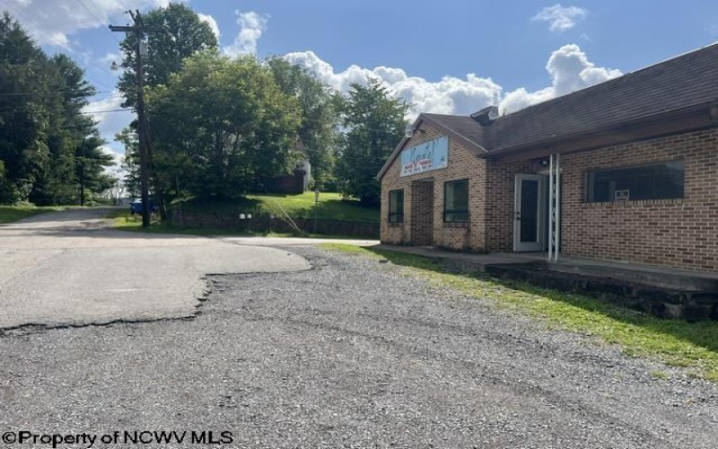 1506 Pennsylvania Avenue, Fairmont, West Virginia 26554, 0 , 0 ,0,Commercial (for Sale),For Sale,Pennsylvania,0,10166611