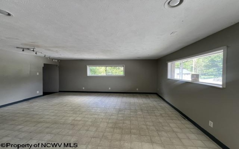 1506 Pennsylvania Avenue, Fairmont, West Virginia 26554, 0 , 0 ,0,Commercial (for Sale),For Sale,Pennsylvania,0,10166611