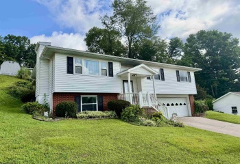 111 Braddock Street, Fairmont, West Virginia 26554, 3 Bedroom Bedrooms, 7 Room Rooms,2 BathroomBathrooms,Single Family Detached,For Sale,Braddock,0,10166609