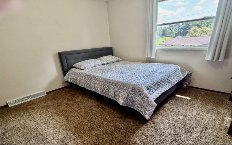 111 Braddock Street, Fairmont, West Virginia 26554, 3 Bedroom Bedrooms, 7 Room Rooms,2 BathroomBathrooms,Single Family Detached,For Sale,Braddock,0,10166609