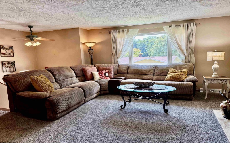 111 Braddock Street, Fairmont, West Virginia 26554, 3 Bedroom Bedrooms, 7 Room Rooms,2 BathroomBathrooms,Single Family Detached,For Sale,Braddock,0,10166609