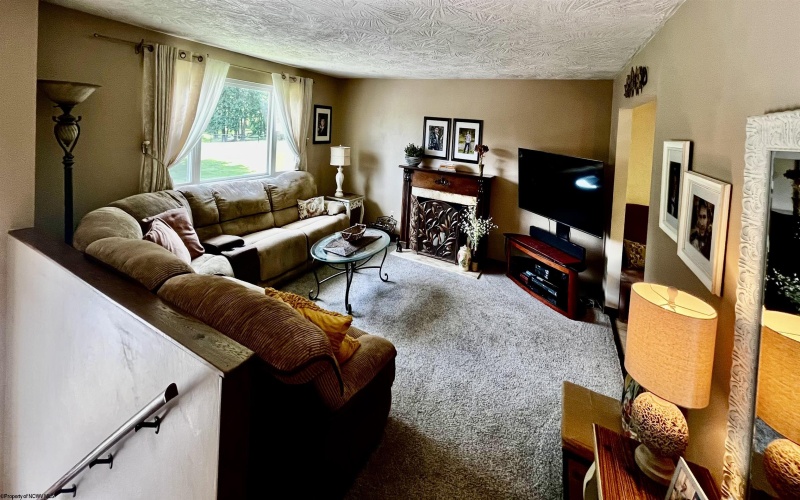 111 Braddock Street, Fairmont, West Virginia 26554, 3 Bedroom Bedrooms, 7 Room Rooms,2 BathroomBathrooms,Single Family Detached,For Sale,Braddock,0,10166609