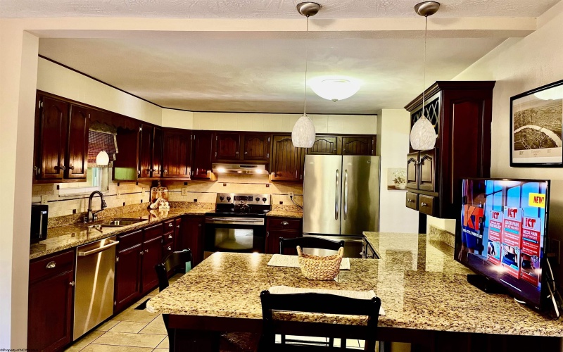 111 Braddock Street, Fairmont, West Virginia 26554, 3 Bedroom Bedrooms, 7 Room Rooms,2 BathroomBathrooms,Single Family Detached,For Sale,Braddock,0,10166609