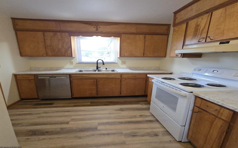147 Foster Street, Buckhannon, West Virginia 26201, 3 Bedroom Bedrooms, 8 Room Rooms,2 BathroomBathrooms,Single Family Detached,For Sale,Foster,0,10166607