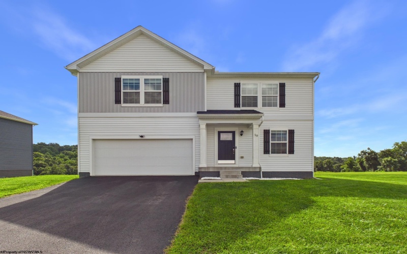 10 Iron Ridge Road, Fairmont, West Virginia 26554, 5 Bedroom Bedrooms, 8 Room Rooms,3 BathroomBathrooms,Single Family Detached,For Sale,Iron Ridge,0,10166621