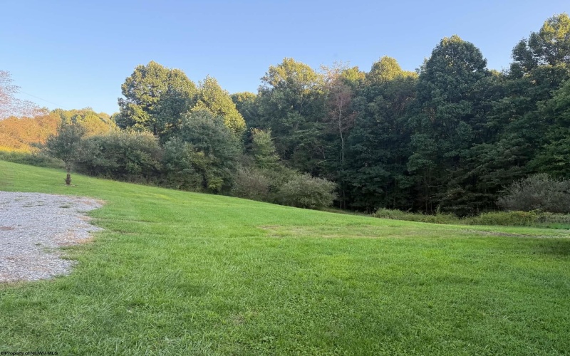 165 Everson Lane, Volga, West Virginia 26238, 3 Bedroom Bedrooms, 7 Room Rooms,2 BathroomBathrooms,Single Family Detached,For Sale,Everson,0,10166616