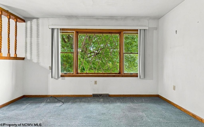 30 Cleveland Avenue, Clarksburg, West Virginia 26301, 3 Bedroom Bedrooms, 9 Room Rooms,2 BathroomBathrooms,Single Family Detached,For Sale,Cleveland,0,10166617