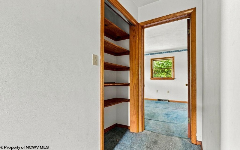 30 Cleveland Avenue, Clarksburg, West Virginia 26301, 3 Bedroom Bedrooms, 9 Room Rooms,2 BathroomBathrooms,Single Family Detached,For Sale,Cleveland,0,10166617