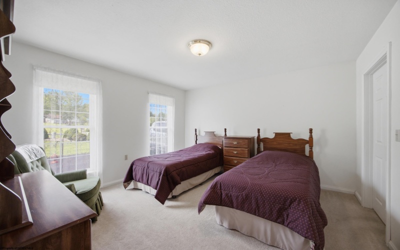 10 Clearview Lane, Beverly, West Virginia 26253, 3 Bedroom Bedrooms, 6 Room Rooms,2 BathroomBathrooms,Single Family Detached,For Sale,Clearview,0,10166612