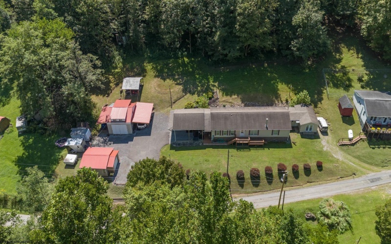 458 Bell Street, Webster Springs, West Virginia 26288, 3 Bedroom Bedrooms, 7 Room Rooms,2 BathroomBathrooms,Single Family Detached,For Sale,Bell,0,10166647