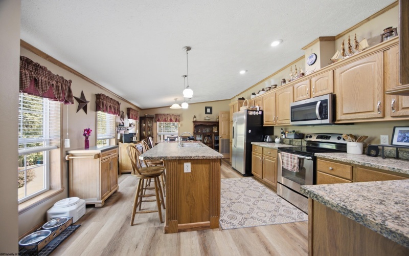 458 Bell Street, Webster Springs, West Virginia 26288, 3 Bedroom Bedrooms, 7 Room Rooms,2 BathroomBathrooms,Single Family Detached,For Sale,Bell,0,10166647