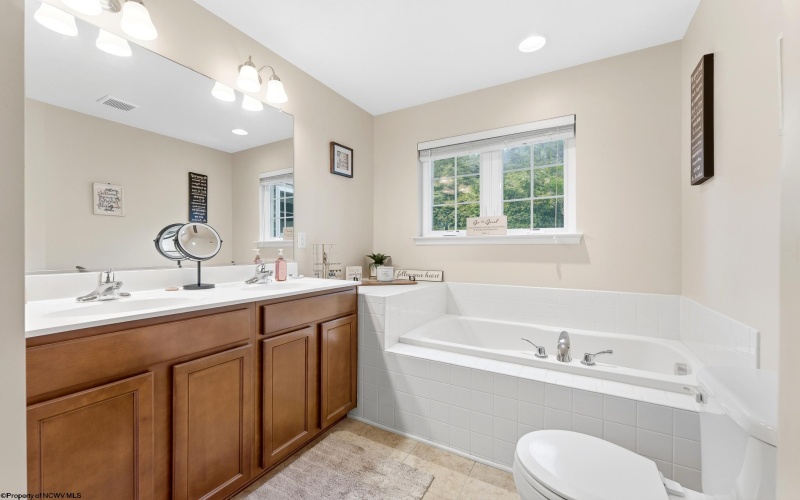 107 Pine Lane, Morgantown, West Virginia 26508, 3 Bedroom Bedrooms, 7 Room Rooms,2 BathroomBathrooms,Single Family Attached,For Sale,Pine,0,10166630