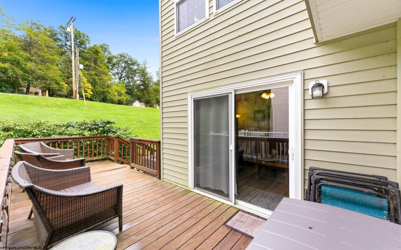 107 Pine Lane, Morgantown, West Virginia 26508, 3 Bedroom Bedrooms, 7 Room Rooms,2 BathroomBathrooms,Single Family Attached,For Sale,Pine,0,10166630