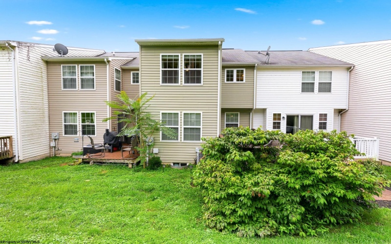 107 Pine Lane, Morgantown, West Virginia 26508, 3 Bedroom Bedrooms, 7 Room Rooms,2 BathroomBathrooms,Single Family Attached,For Sale,Pine,0,10166630