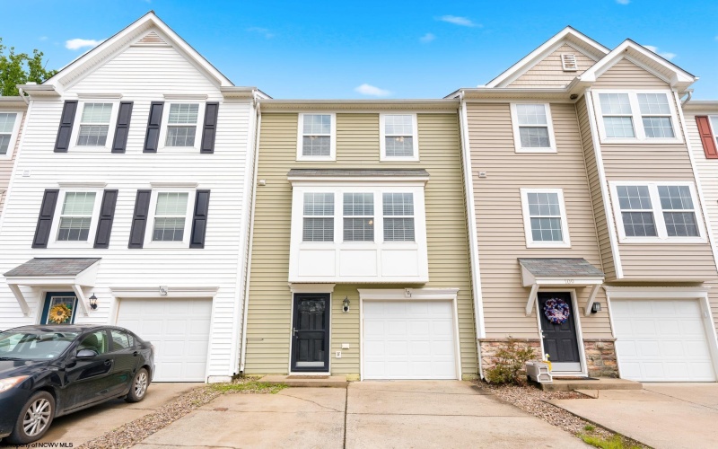 107 Pine Lane, Morgantown, West Virginia 26508, 3 Bedroom Bedrooms, 7 Room Rooms,2 BathroomBathrooms,Single Family Attached,For Sale,Pine,0,10166630