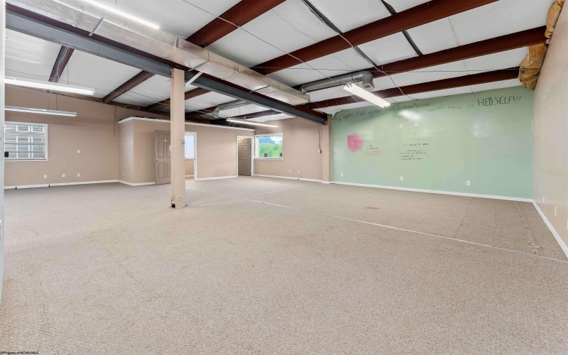 201 New Jersey Avenue, Westover, West Virginia 26501, 0 , 0 ,0,Commercial (lease),For Rent,New Jersey,0,10166634