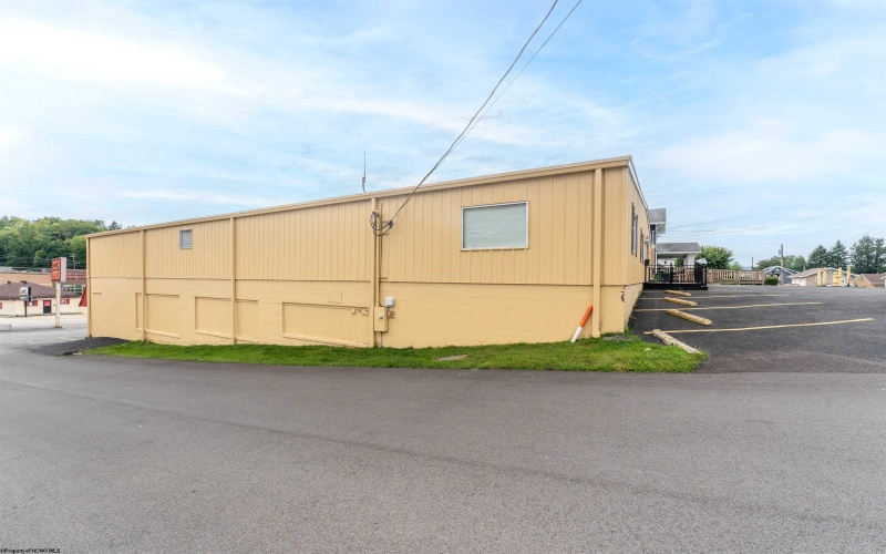 201 New Jersey Avenue, Westover, West Virginia 26501, 0 , 0 ,0,Commercial (lease),For Rent,New Jersey,0,10166634