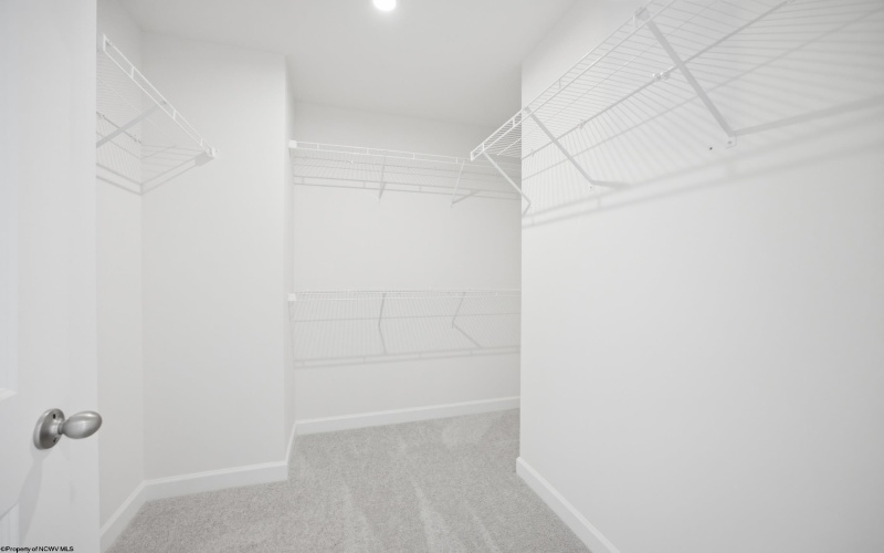 47 Dover Court, Bridgeport, West Virginia 26330, 3 Bedroom Bedrooms, 7 Room Rooms,3 BathroomBathrooms,Single Family Attached,For Sale,Dover,0,10166643