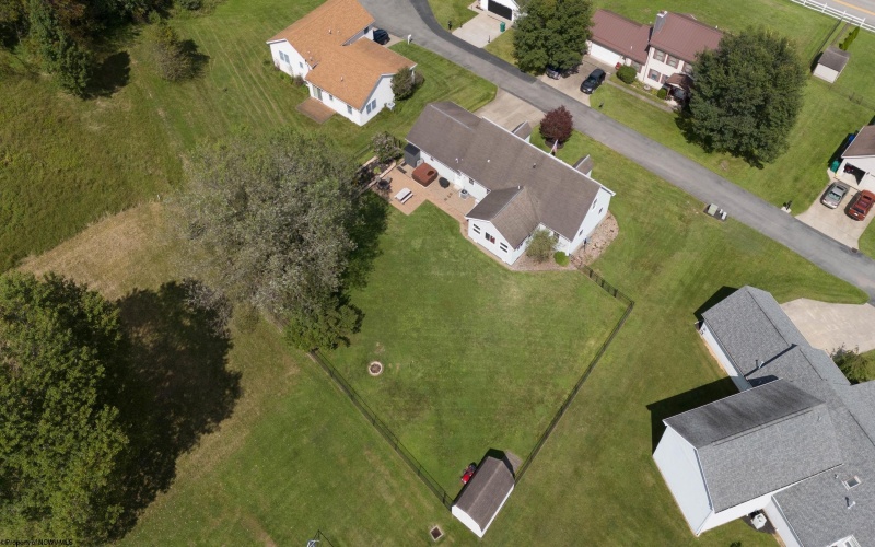 39 Glen Court, Bridgeport, West Virginia 26330, 4 Bedroom Bedrooms, 9 Room Rooms,3 BathroomBathrooms,Single Family Detached,For Sale,Glen,0,10166637