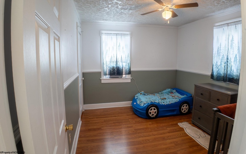 212 Hoclar Street, Granville, West Virginia 26534, 2 Bedroom Bedrooms, 5 Room Rooms,1 BathroomBathrooms,Single Family Detached,For Sale,Hoclar,0,10166633