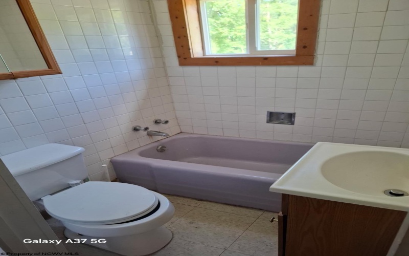 8248 Alton Road, Adrian, West Virginia 26210, 4 Bedroom Bedrooms, 7 Room Rooms,2 BathroomBathrooms,Single Family Detached,For Sale,Alton,0,10166631