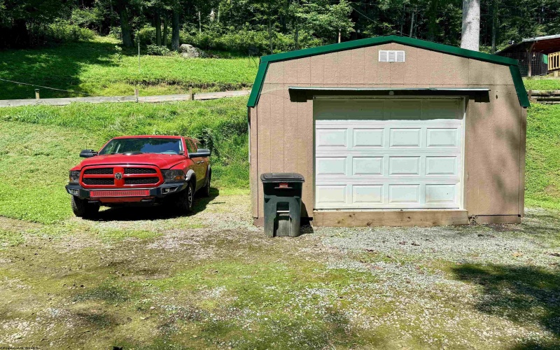 84 Billingsley Hollow Road, Fairview, West Virginia 26570, 3 Bedroom Bedrooms, 7 Room Rooms,1 BathroomBathrooms,Single Family Detached,For Sale,Billingsley Hollow,0,10166628