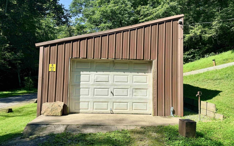 84 Billingsley Hollow Road, Fairview, West Virginia 26570, 3 Bedroom Bedrooms, 7 Room Rooms,1 BathroomBathrooms,Single Family Detached,For Sale,Billingsley Hollow,0,10166628