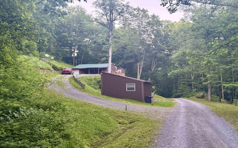 84 Billingsley Hollow Road, Fairview, West Virginia 26570, 3 Bedroom Bedrooms, 7 Room Rooms,1 BathroomBathrooms,Single Family Detached,For Sale,Billingsley Hollow,0,10166628