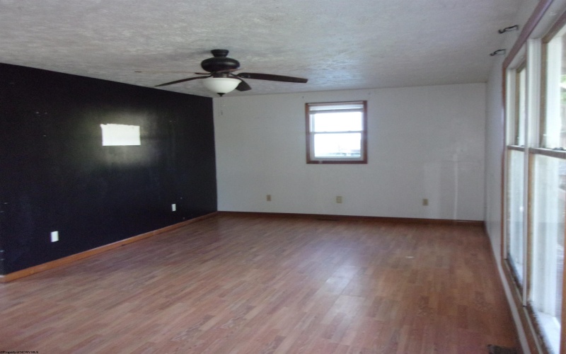 429 Main Street, West Milford, West Virginia 26451, 4 Bedroom Bedrooms, 7 Room Rooms,2 BathroomBathrooms,Single Family Detached,For Sale,Main,0,10166664