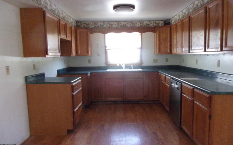 429 Main Street, West Milford, West Virginia 26451, 4 Bedroom Bedrooms, 7 Room Rooms,2 BathroomBathrooms,Single Family Detached,For Sale,Main,0,10166664