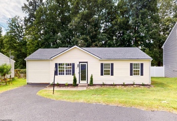 69 Woodside Drive, Bridgeport, West Virginia 26330, 4 Bedroom Bedrooms, 7 Room Rooms,1 BathroomBathrooms,Single Family Detached,For Sale,Woodside,0,10166663