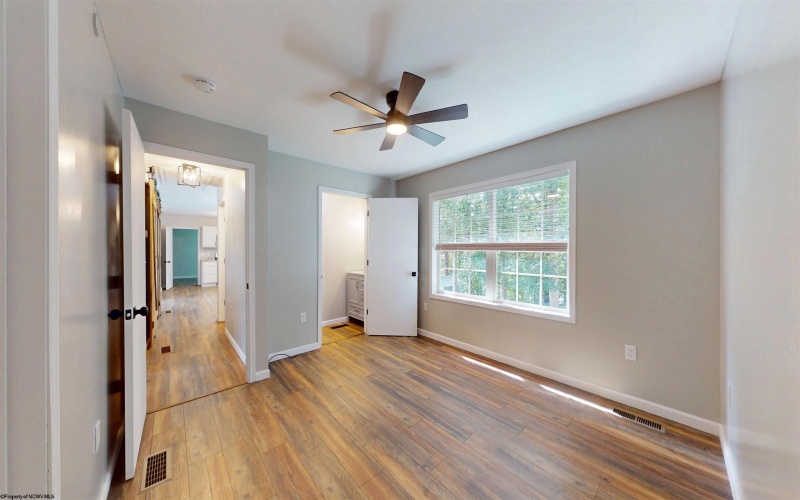 69 Woodside Drive, Bridgeport, West Virginia 26330, 4 Bedroom Bedrooms, 7 Room Rooms,1 BathroomBathrooms,Single Family Detached,For Sale,Woodside,0,10166663