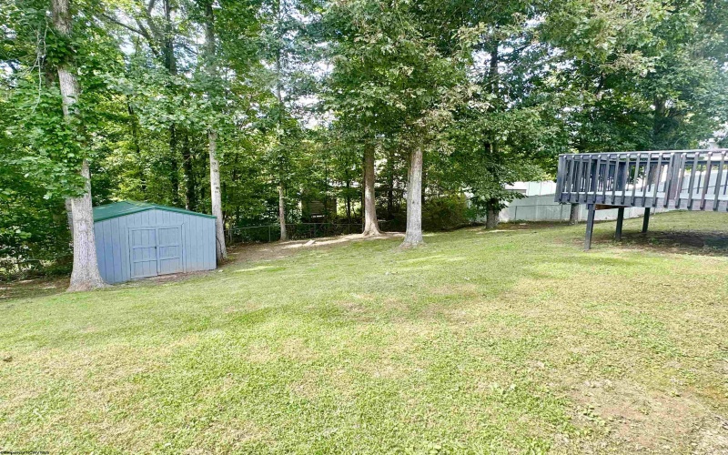 69 Woodside Drive, Bridgeport, West Virginia 26330, 4 Bedroom Bedrooms, 7 Room Rooms,1 BathroomBathrooms,Single Family Detached,For Sale,Woodside,0,10166663