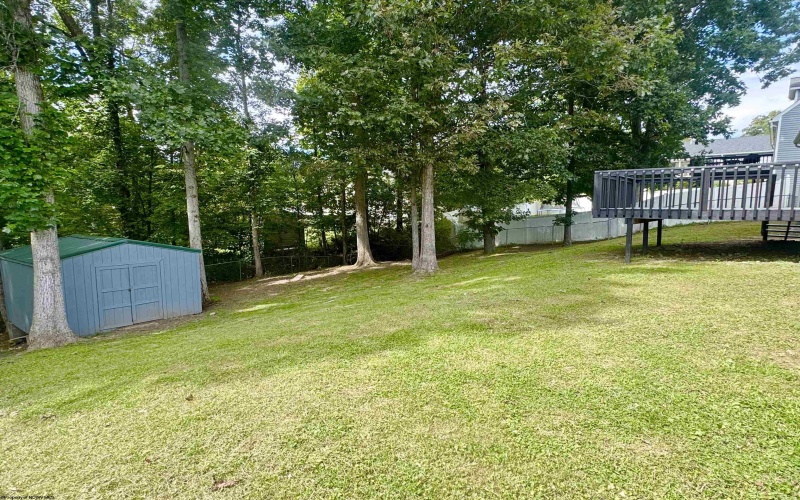 69 Woodside Drive, Bridgeport, West Virginia 26330, 4 Bedroom Bedrooms, 7 Room Rooms,1 BathroomBathrooms,Single Family Detached,For Sale,Woodside,0,10166663
