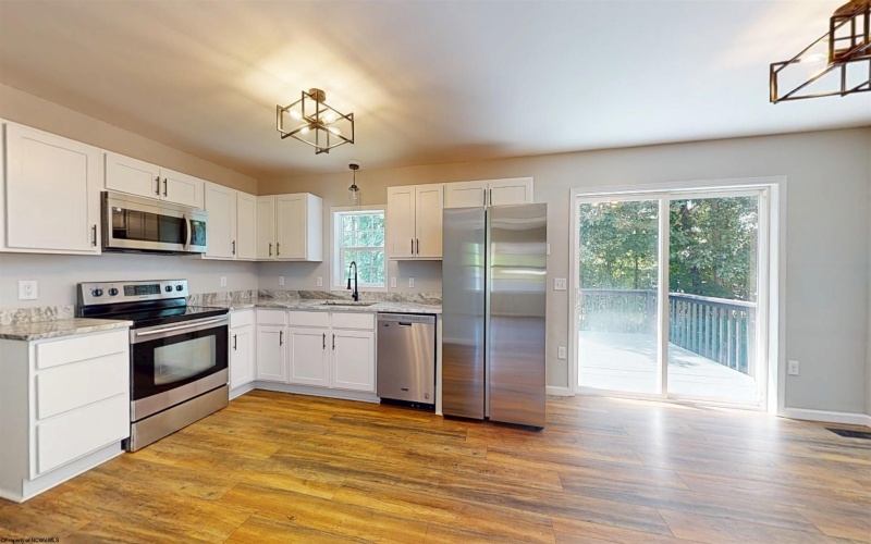 69 Woodside Drive, Bridgeport, West Virginia 26330, 4 Bedroom Bedrooms, 7 Room Rooms,1 BathroomBathrooms,Single Family Detached,For Sale,Woodside,0,10166663