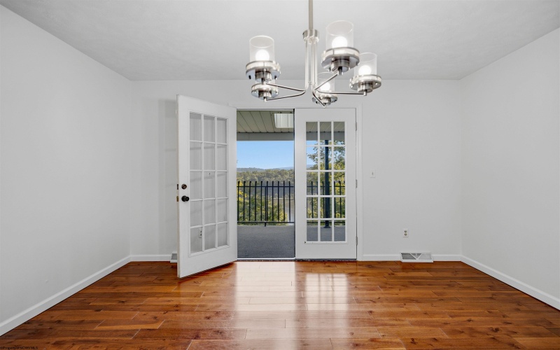278 Horseshoe Road, Morgantown, West Virginia 26508, 4 Bedroom Bedrooms, 12 Room Rooms,3 BathroomBathrooms,Single Family Detached,For Sale,Horseshoe,0,10166649