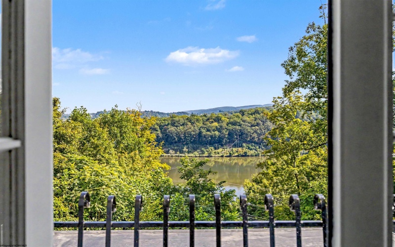 278 Horseshoe Road, Morgantown, West Virginia 26508, 4 Bedroom Bedrooms, 12 Room Rooms,3 BathroomBathrooms,Single Family Detached,For Sale,Horseshoe,0,10166649