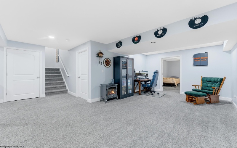 16 High Mountain Drive, Fairmont, West Virginia 26554, 5 Bedroom Bedrooms, 11 Room Rooms,4 BathroomBathrooms,Single Family Detached,For Sale,High Mountain,0,10166651