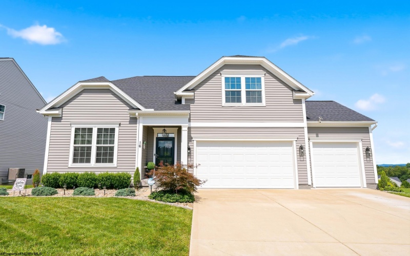 16 High Mountain Drive, Fairmont, West Virginia 26554, 5 Bedroom Bedrooms, 11 Room Rooms,4 BathroomBathrooms,Single Family Detached,For Sale,High Mountain,0,10166651