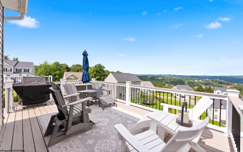 16 High Mountain Drive, Fairmont, West Virginia 26554, 5 Bedroom Bedrooms, 11 Room Rooms,4 BathroomBathrooms,Single Family Detached,For Sale,High Mountain,0,10166651