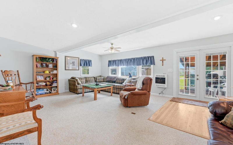 439 Kent Avenue, Davis, West Virginia 26260, 3 Bedroom Bedrooms, 7 Room Rooms,2 BathroomBathrooms,Single Family Detached,For Sale,Kent,0,10166652