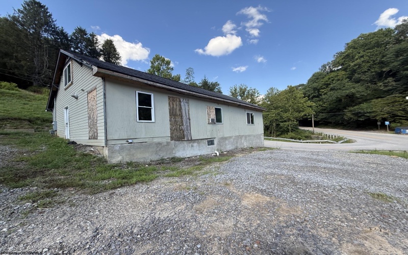 716-720 Husky Highway, Barrackville, West Virginia 26559, 0 , 0 ,0,Multi-unit/income,For Sale,Husky,0,10166666